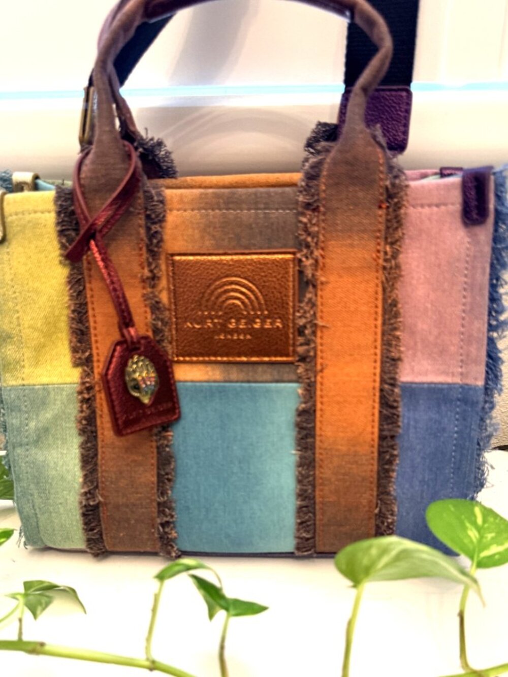 NEW NEVER USED- Kurt Geiger -LONDON PURSE